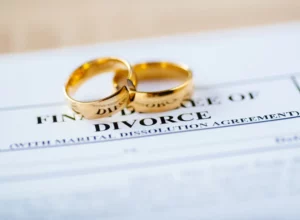 divorce papers and a pair of wedding rings highland ut divorce-papers-and-a-pair-of-wedding-rings-highland-ut
